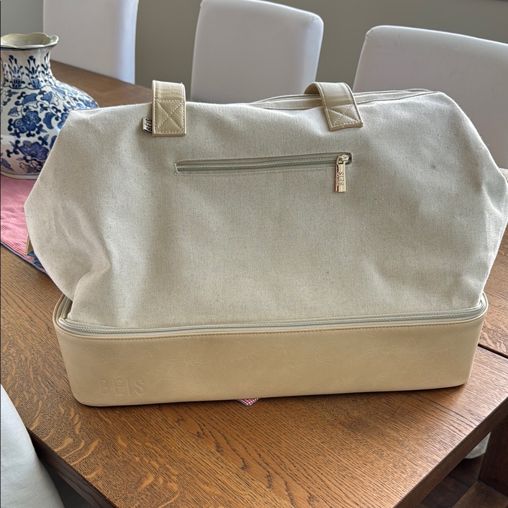 BEIS Cream and Tan Weekender Bag